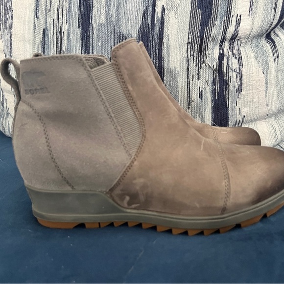 Sorel booties size 8.5 comfy cute wedge - Picture 5 of 6